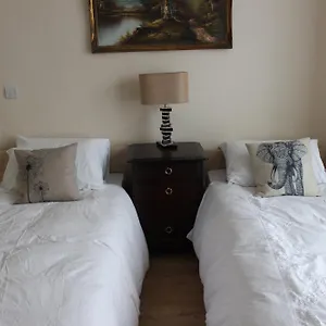 Advo Aparts Guest Leeds Guest house